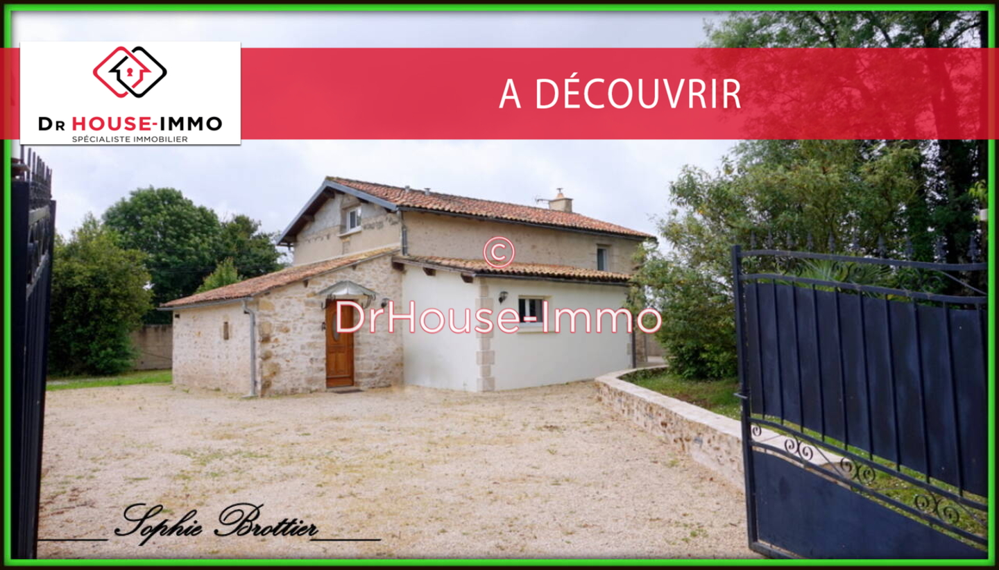 Photo 1 : Vente Maison 4 pièces Vouillé 120 m²