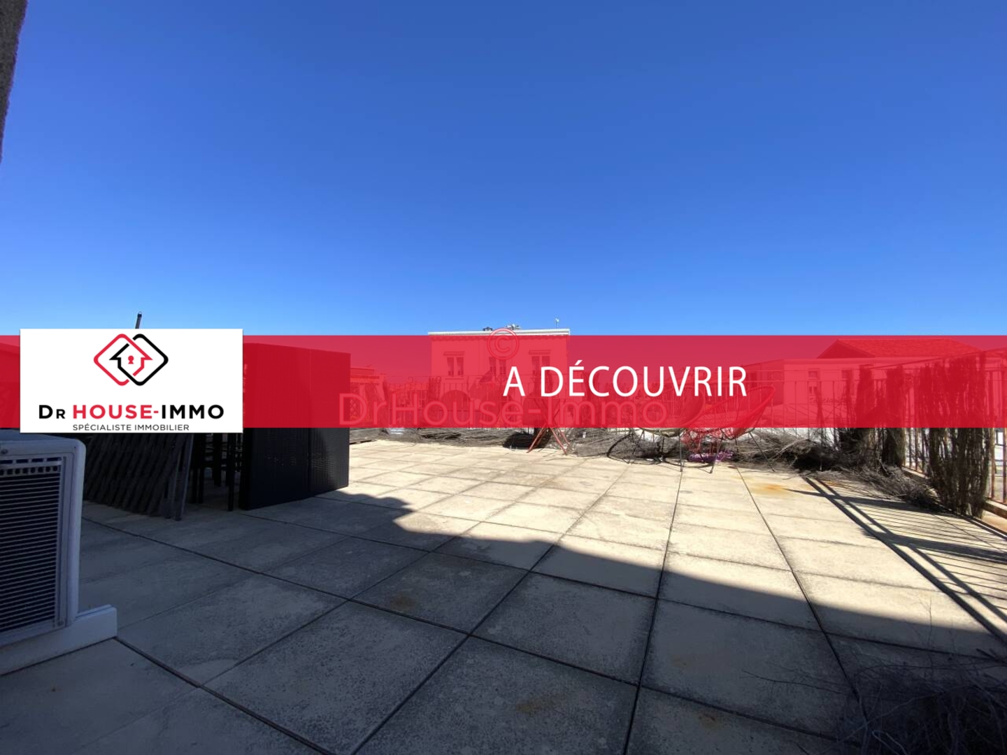 Photo 1 : Vente Appartement 4 pièces Saintes-Maries-de-la-Mer 74 m²