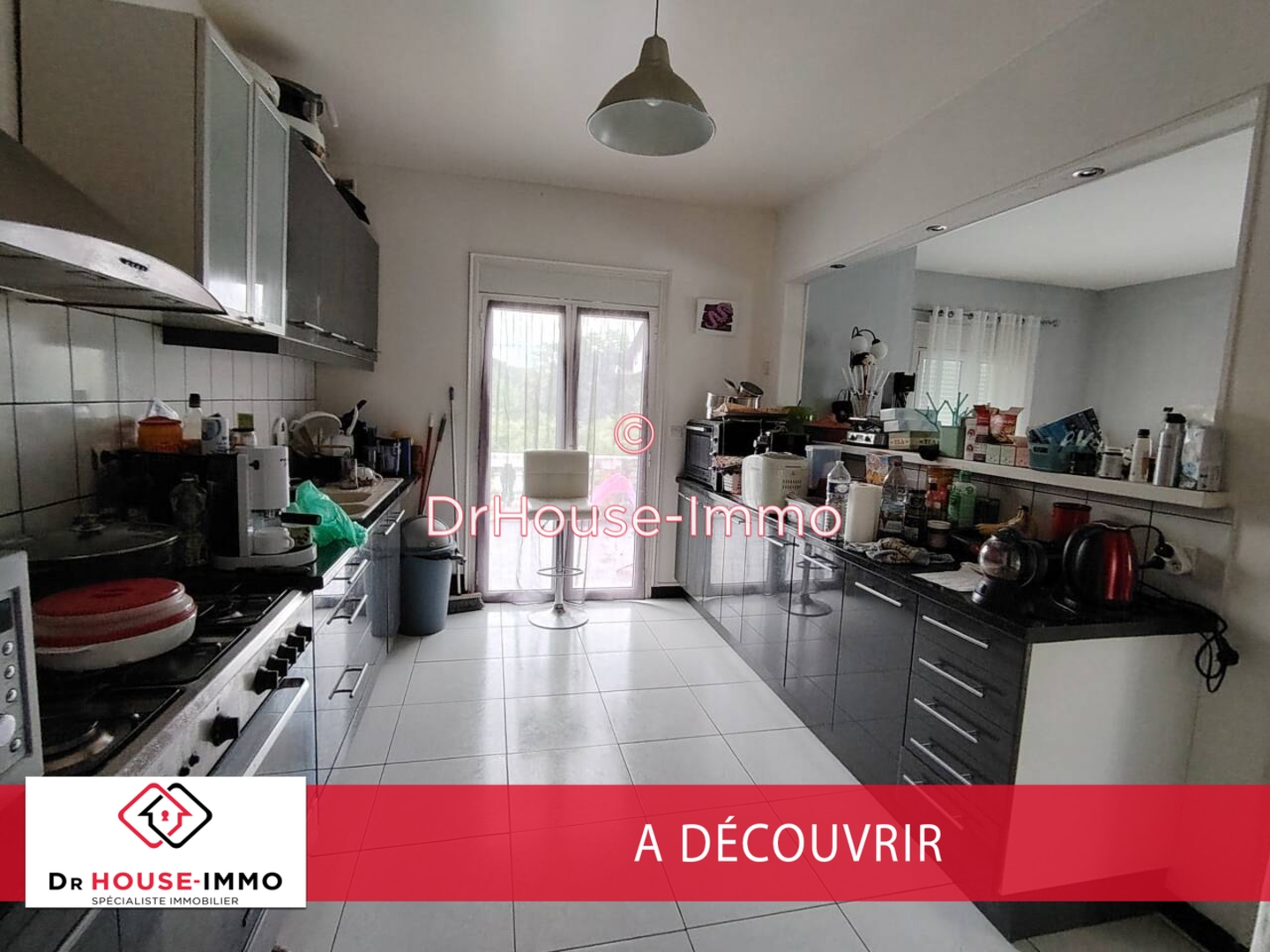 Photo 3 : Vente Maison 10 pièces Ferrières-en-Gâtinais 240 m²