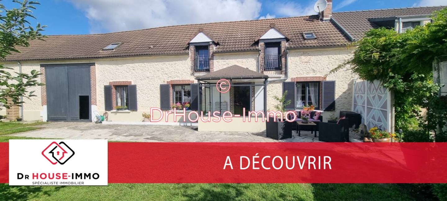 Photo 1 : Vente Maison 8 pièces Corquilleroy 125 m²