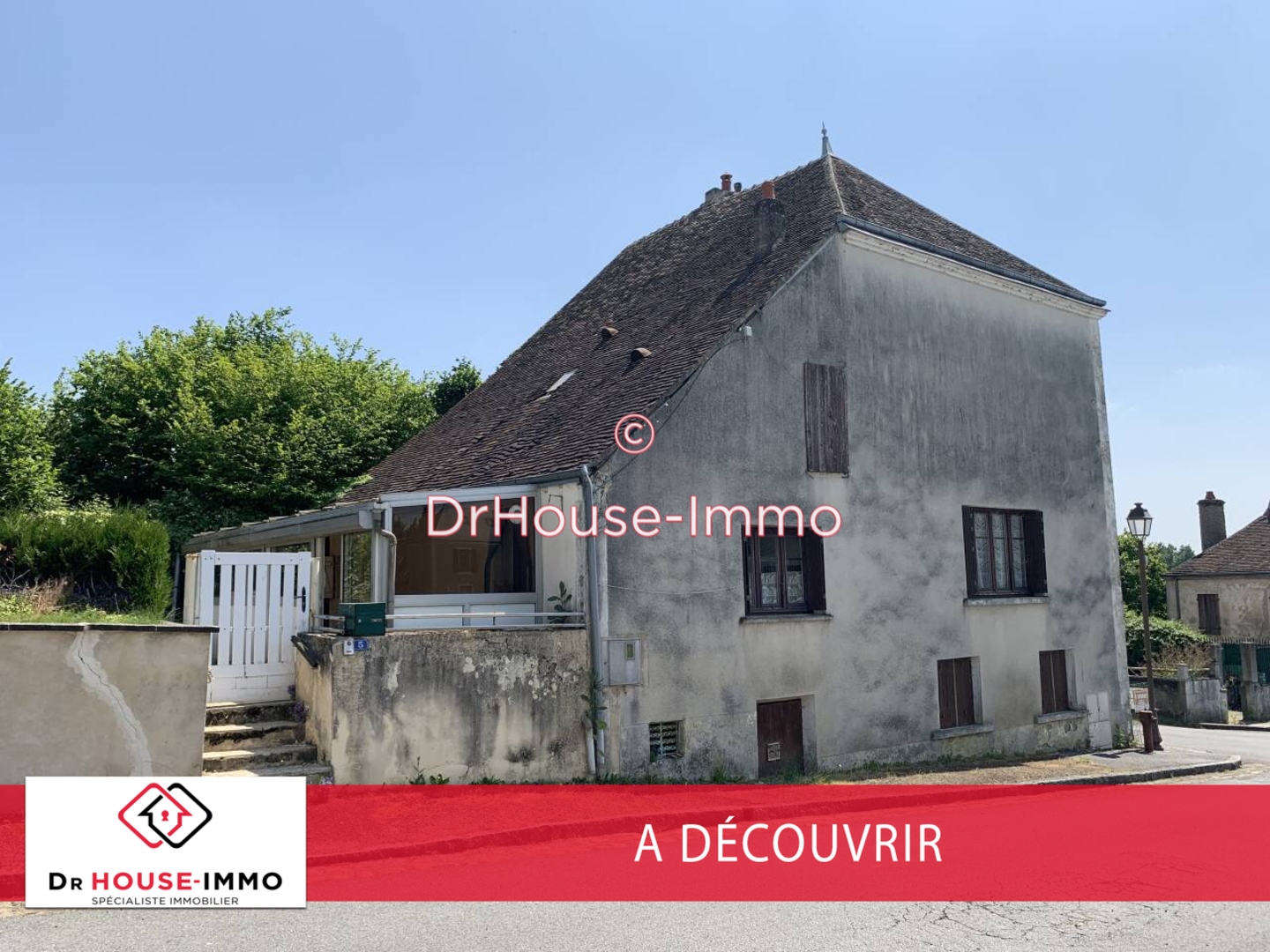 Photo 2 : Vente Maison 8 pièces La Chapelle-Souëf 119 m²