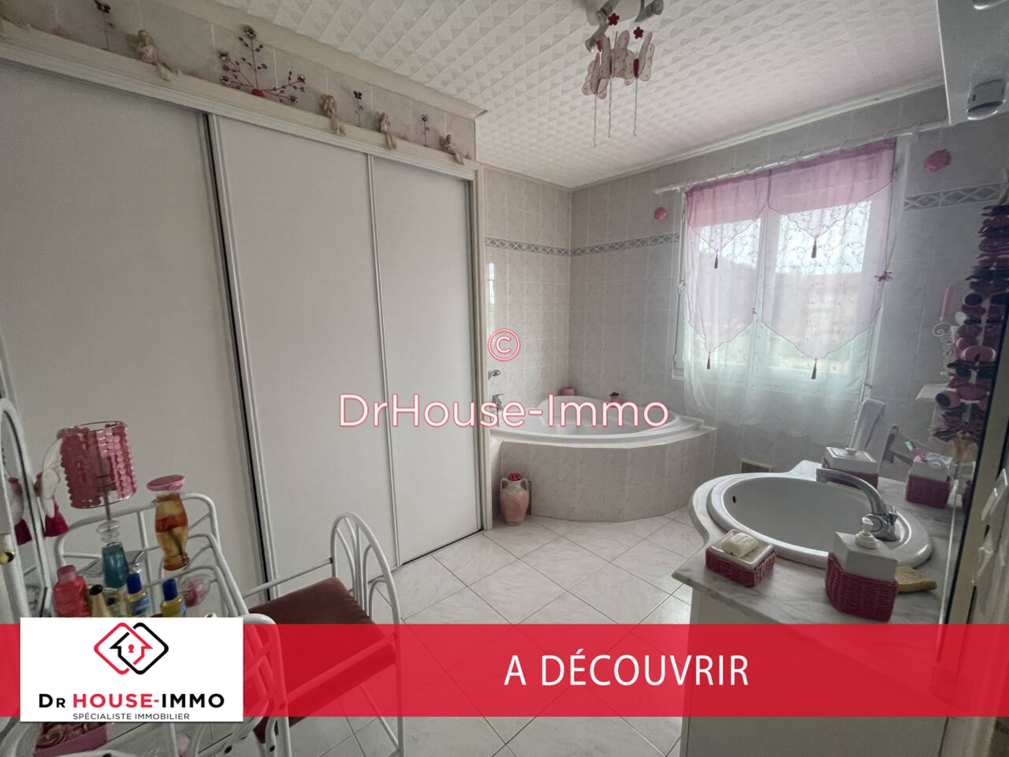 Photo 1 : Vente Maison 5 pièces Saint-Estève 110 m²