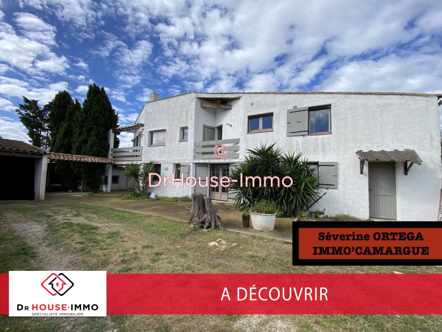 Photo 1 : Vente Maison 15 pièces Saintes-Maries-de-la-Mer 308 m²