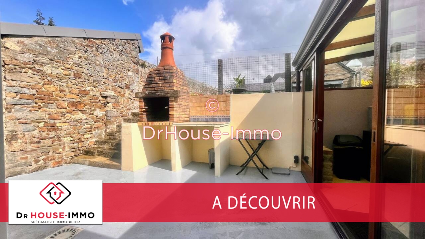 Photo 1 : Vente Maison 8 pièces La Haye-du-Puits 163 m²
