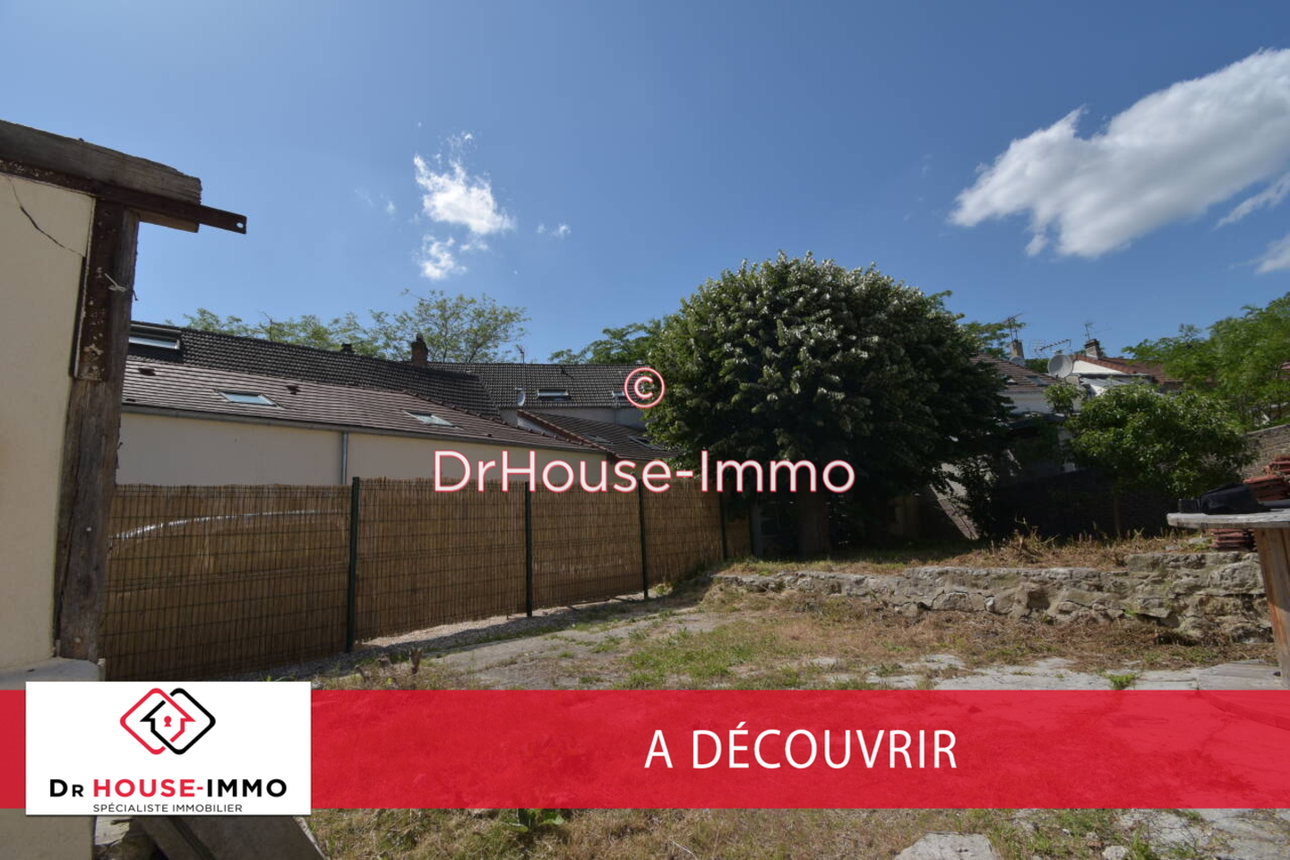 Photo 2 : Vente Terrain Mantes-la-Jolie 220 m²