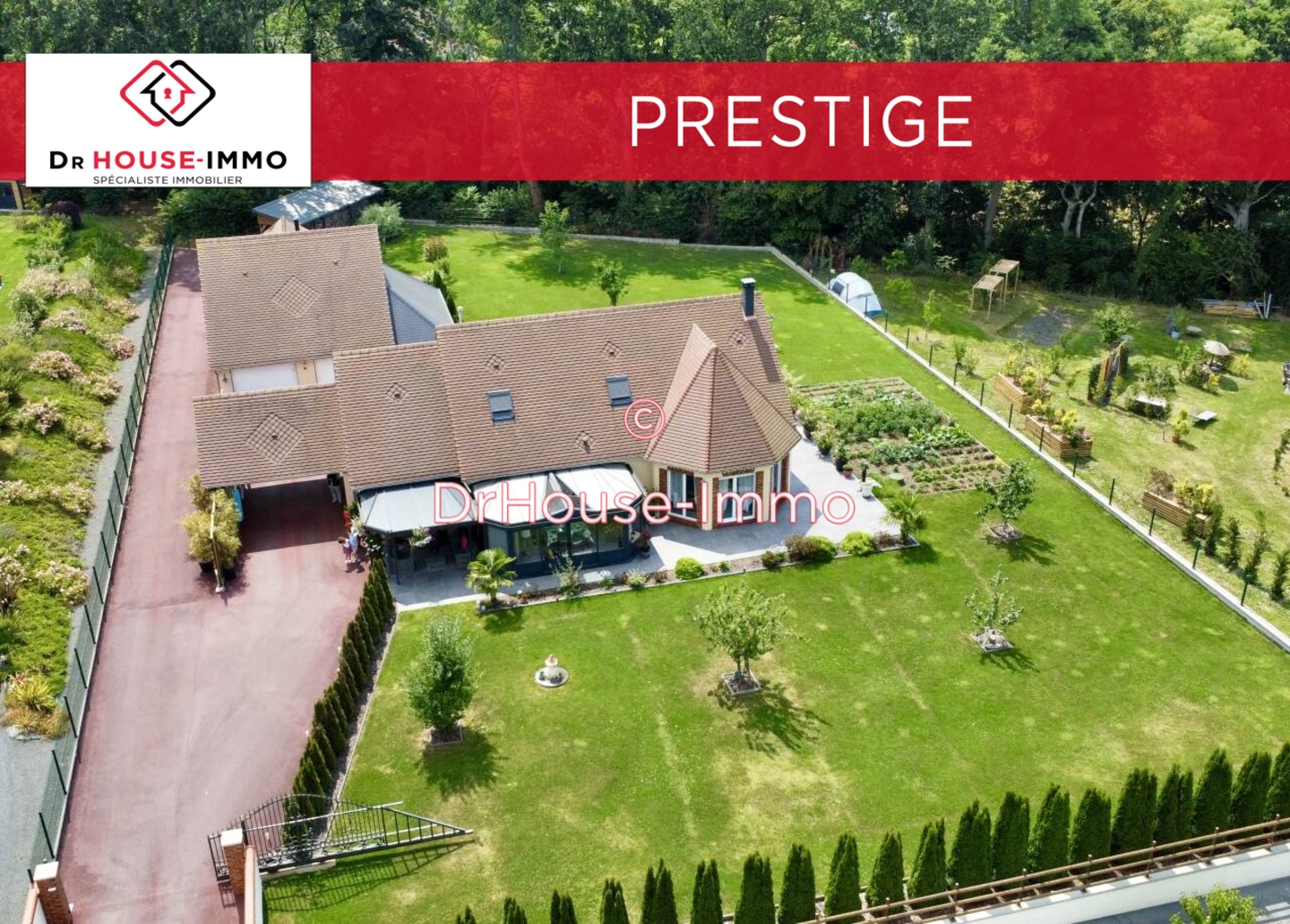 Photo 1 : Vente Maison 9 pièces Cabourg 241 m²