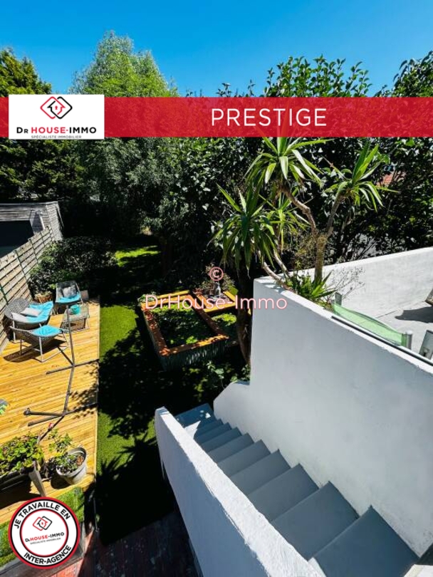 Photo 1 : Vente Maison 9 pièces Dunkerque 236 m²