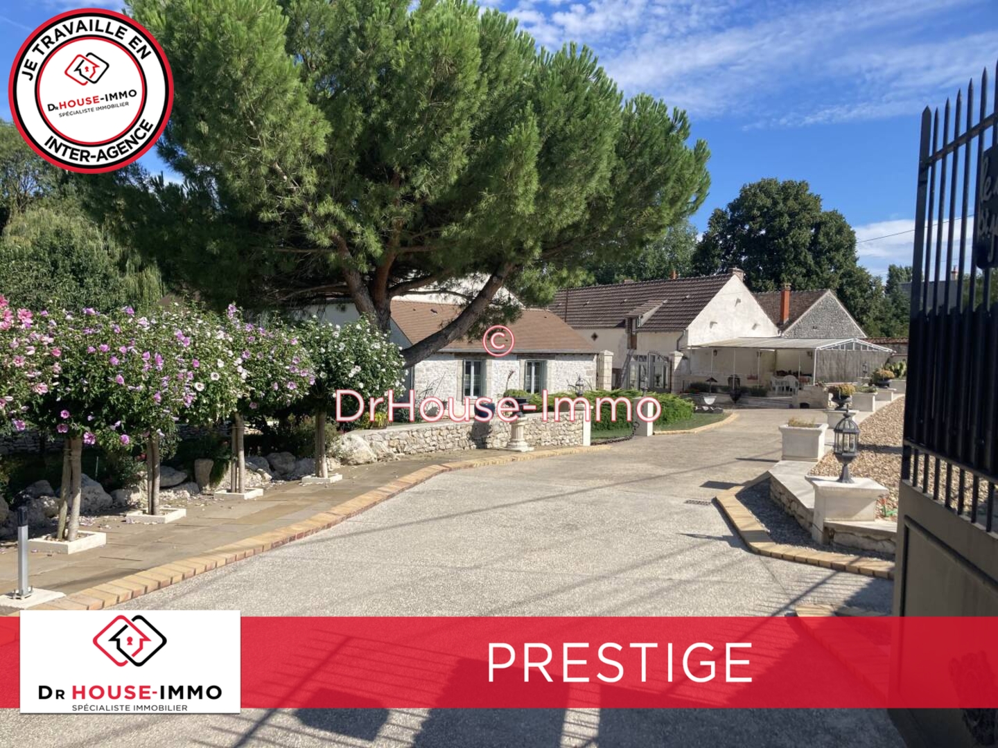 Photo 1 : Vente Maison 11 pièces Préfontaines 416 m²
