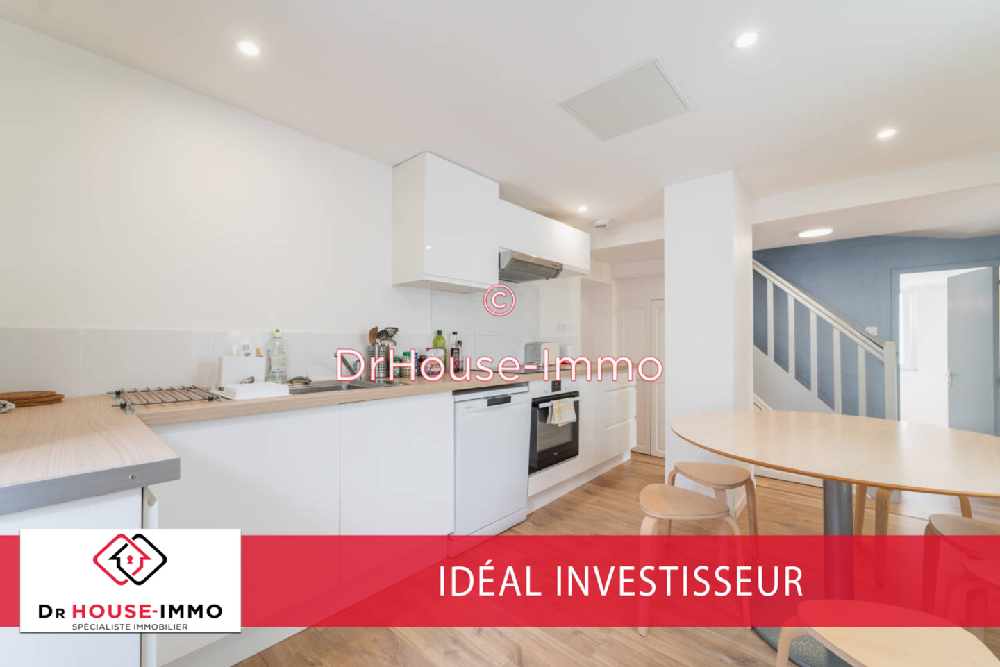 Photo 1 : Vente Maison 8 pièces Poitiers 190 m²