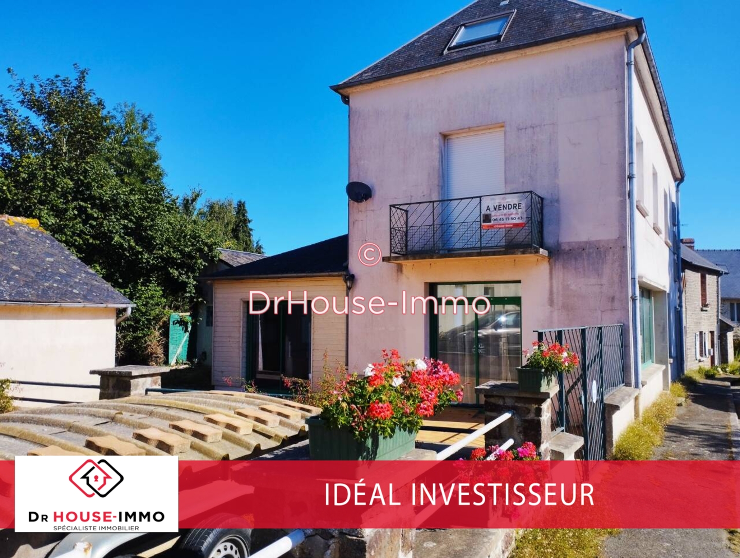 Photo 1 : Vente Immeuble 8 pièces Saint-Loup-du-Gast 232 m²