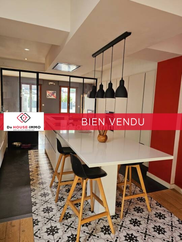 Photo 1 : Vente Maison 9 pièces Hasnon 180 m²