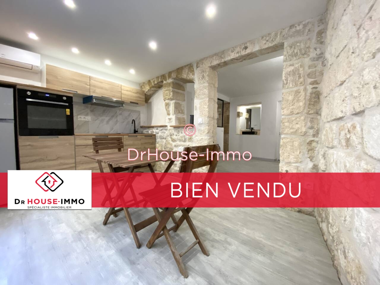 Photo 1 : Vente Maison 6 pièces Saint-Laurent-d'Aigouze 130 m²