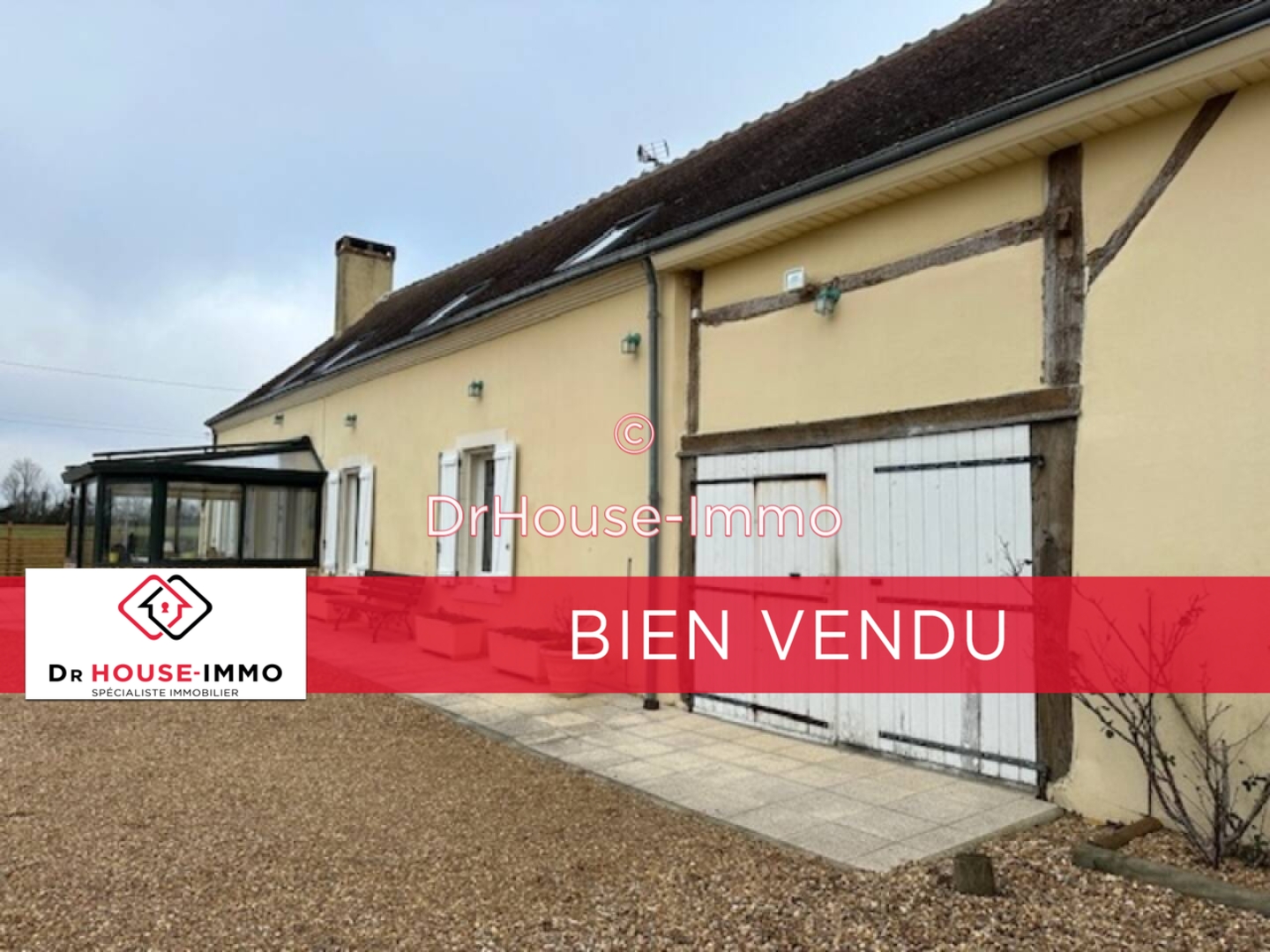 Photo 1 : Vente Maison 7 pièces Saint-Cosme-en-Vairais 154 m²