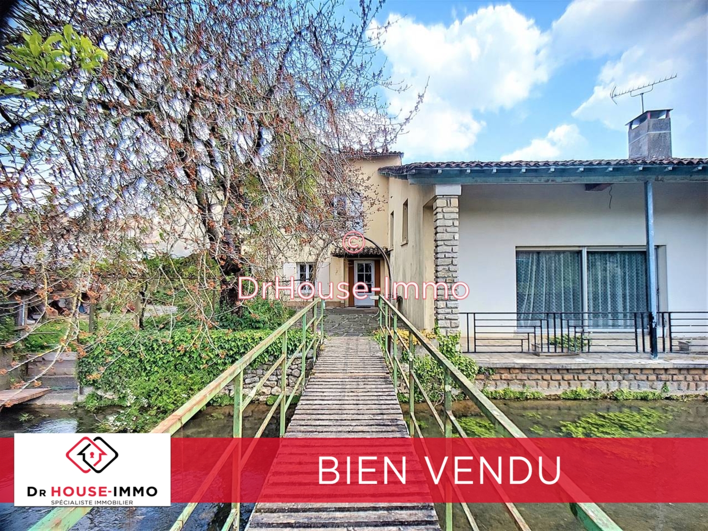 Photo 1 : Vente Maison 5 pièces La Mothe-Saint-Héray 137 m²
