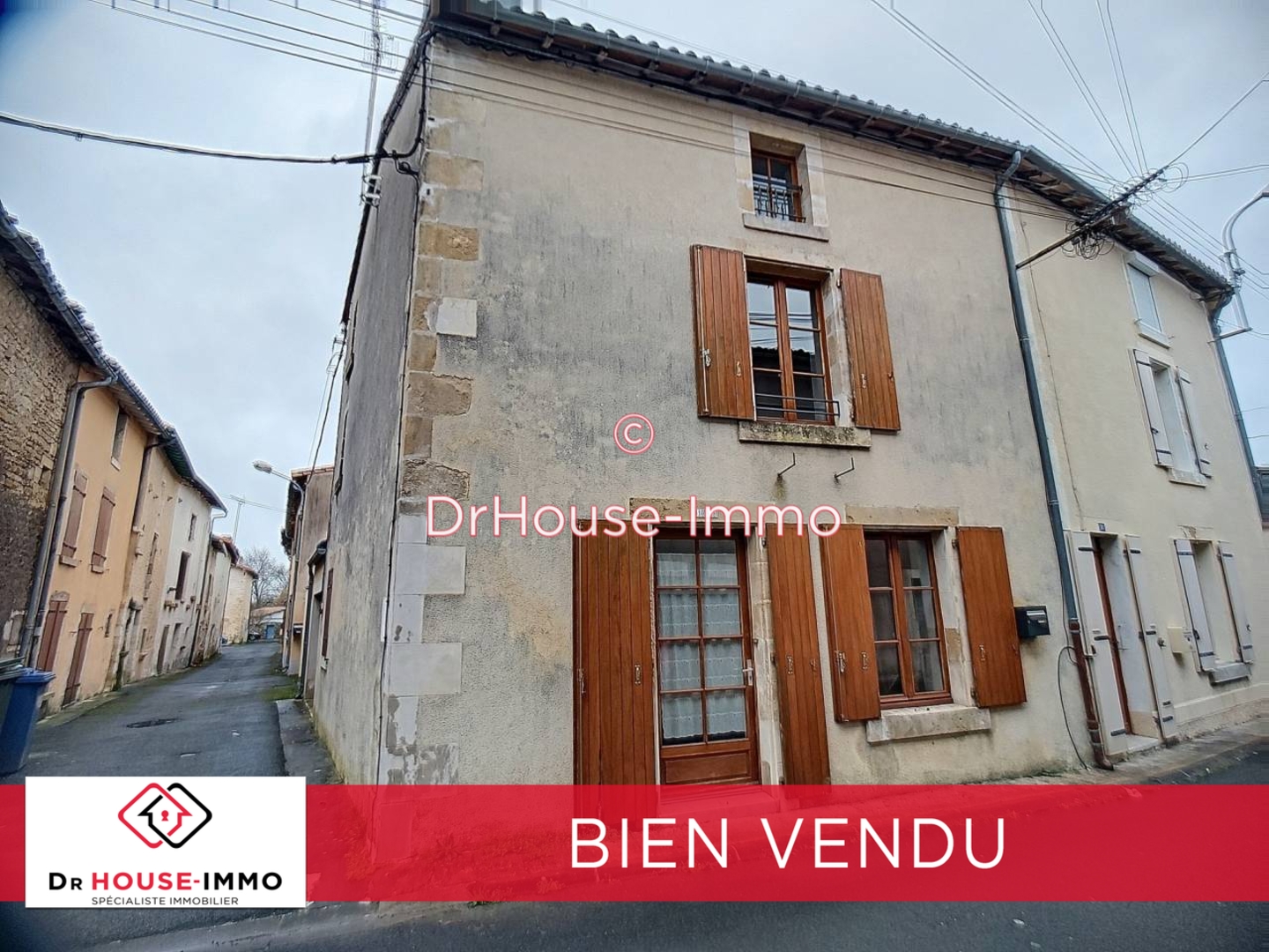 Photo 1 : Vente Maison 4 pièces La Mothe-Saint-Héray 92 m²