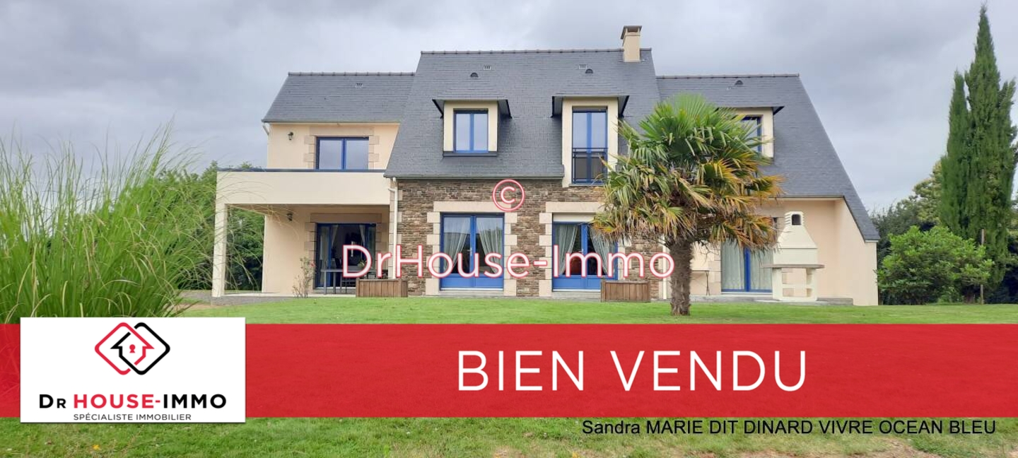 Photo 1 : Vente Maison 7 pièces Isigny-le-Buat 213 m²