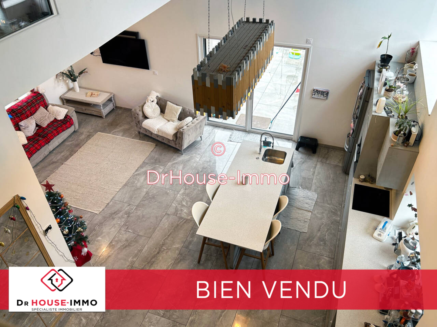 Photo 2 : Vente Maison 5 pièces Arsac-en-Velay 195 m²