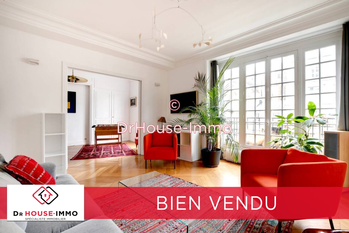 Photo 1 : Vente Appartement 4 pièces Paris 89 m²