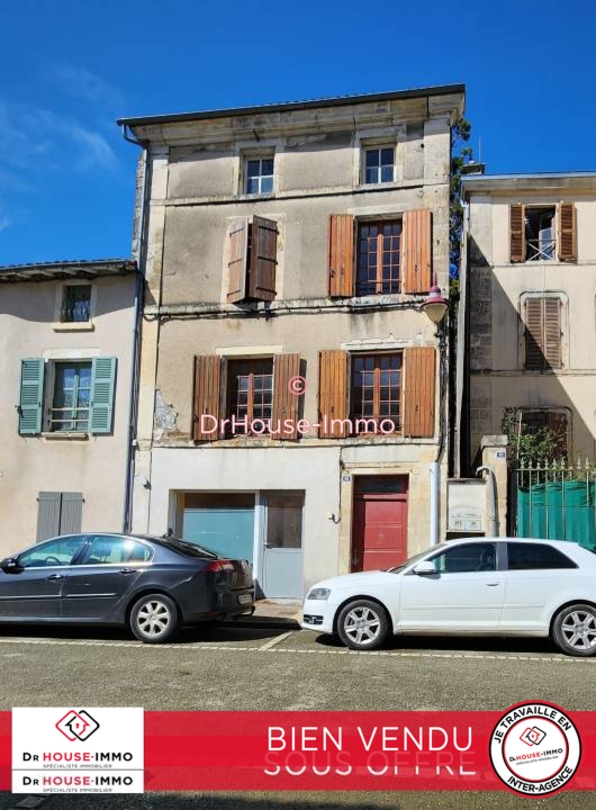 Photo 1 : Vente Immeuble 5 pièces La Mothe-Saint-Héray 108 m²
