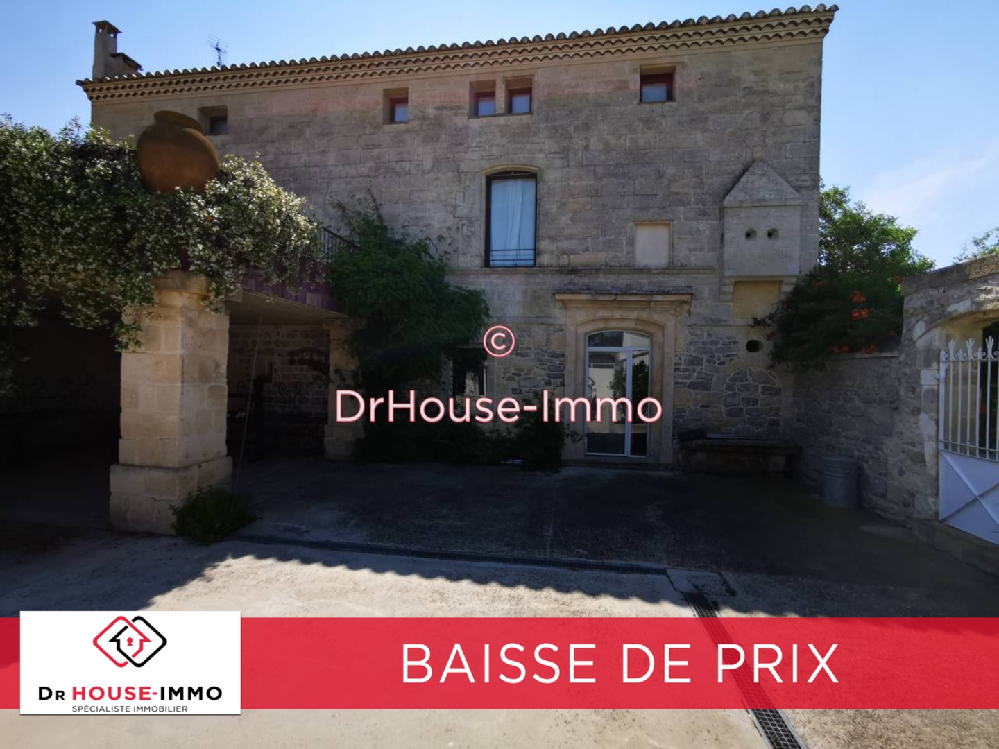 Photo 1 : Vente Autre 10 pièces Aigues-Mortes 1000 m²