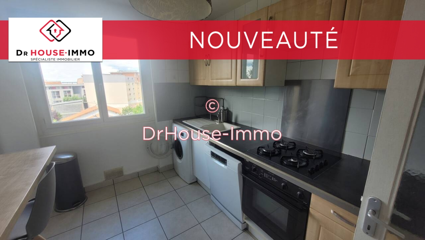 Photo 1 : Location Appartement 1 pièce Clermont-Ferrand 67 m²