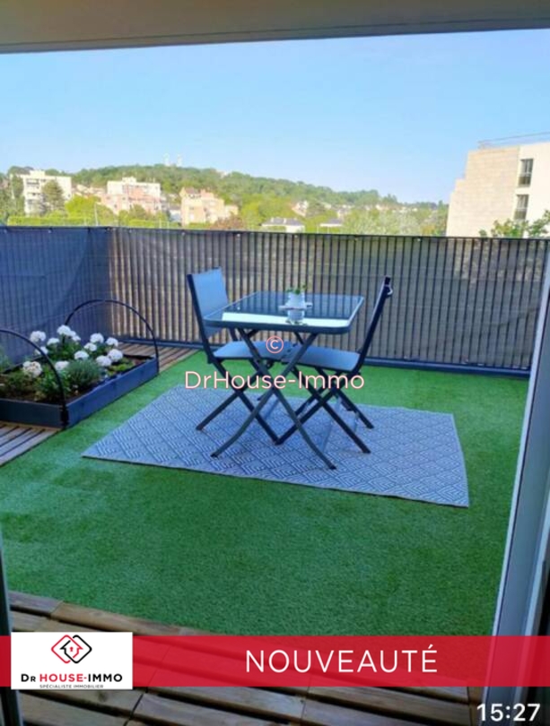 Photo 1 : Location Appartement 3 pièces Rueil-Malmaison 64 m²