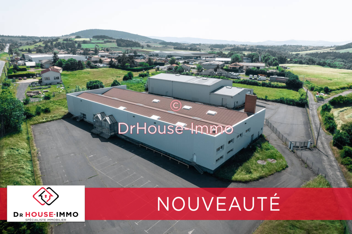 Photo 1 : Location Commerce 7 pièces Le Puy-en-Velay 2266 m²