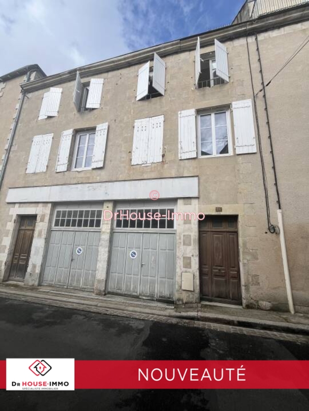 Photo 1 : Location Appartement 4 pièces Poitiers 84 m²
