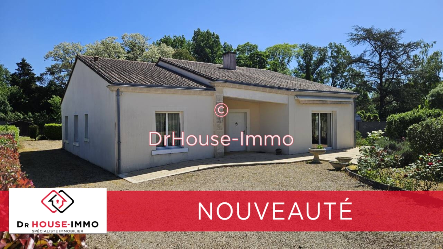 Photo 1 : Vente Maison 7 pièces Coulon 161 m²