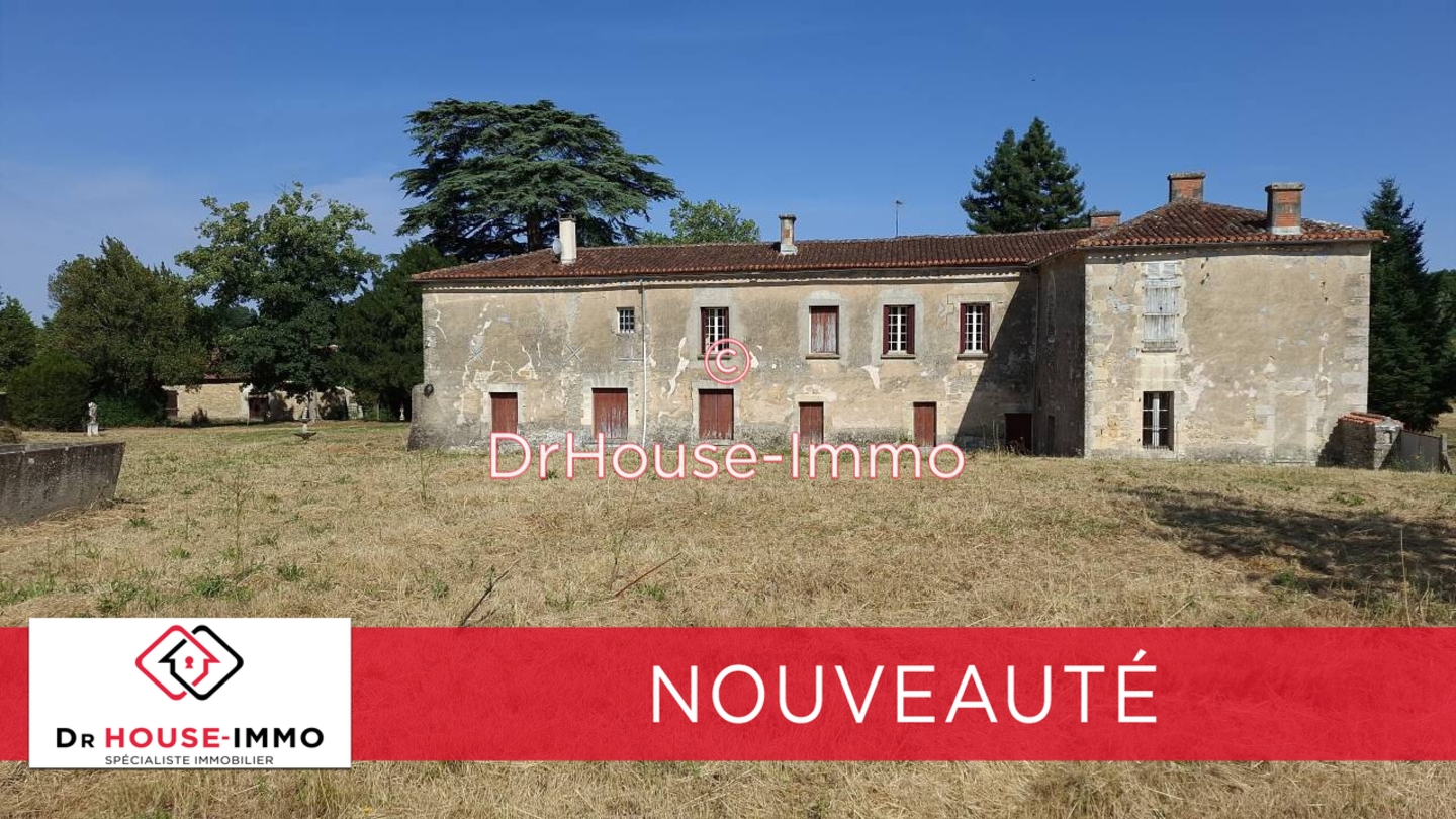 Photo 3 : Vente Maison 14 pièces Saint-Claud 442 m²
