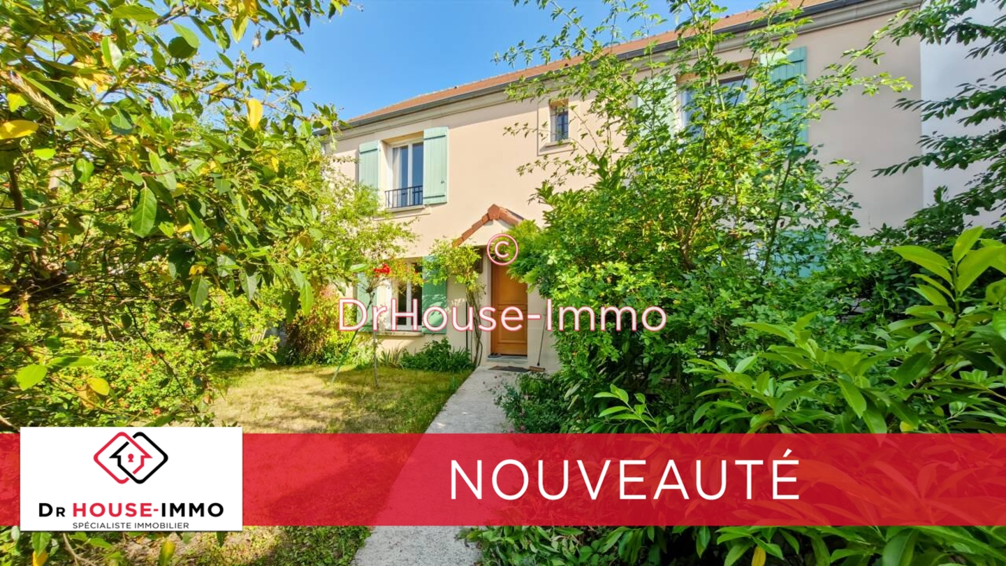 Photo 1 : Vente Maison 6 pièces Poissy 156 m²