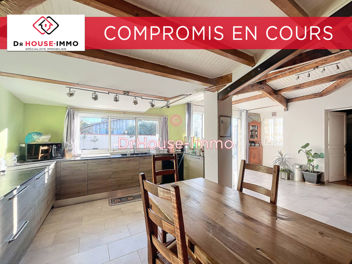 Photo 3 : Vente Maison 4 pièces Rognac 145 m²