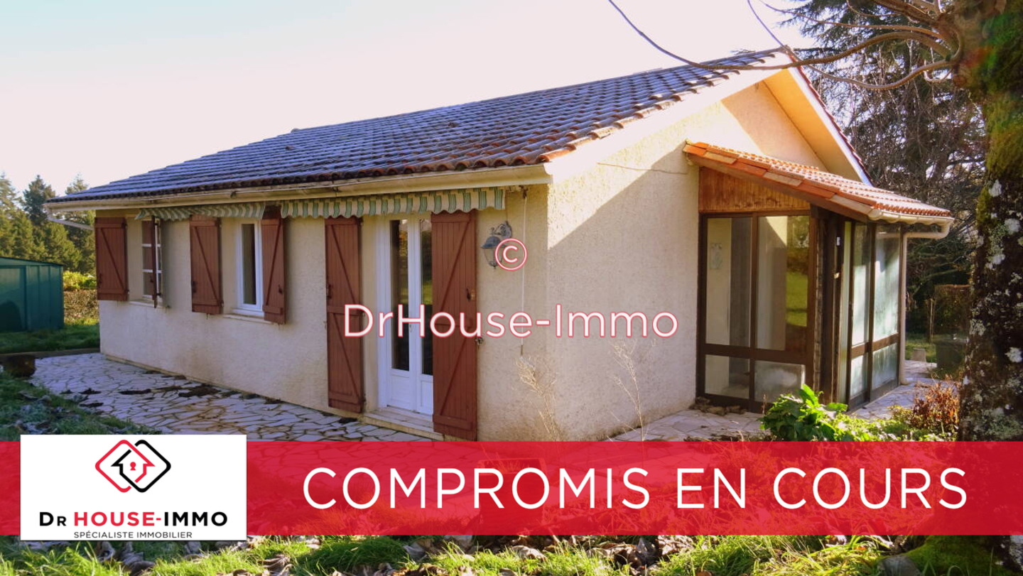 Photo 1 : Vente Maison 3 pièces Château-l'Évêque 70 m²