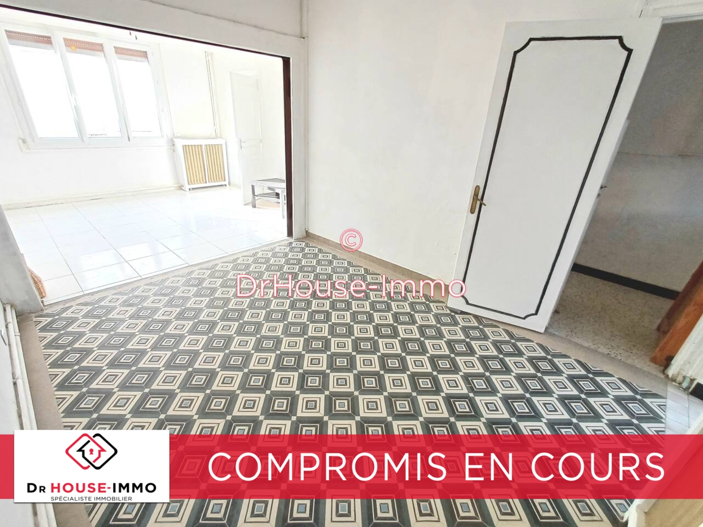 Photo 1 : Vente Maison 5 pièces Saint-Quentin 78 m²