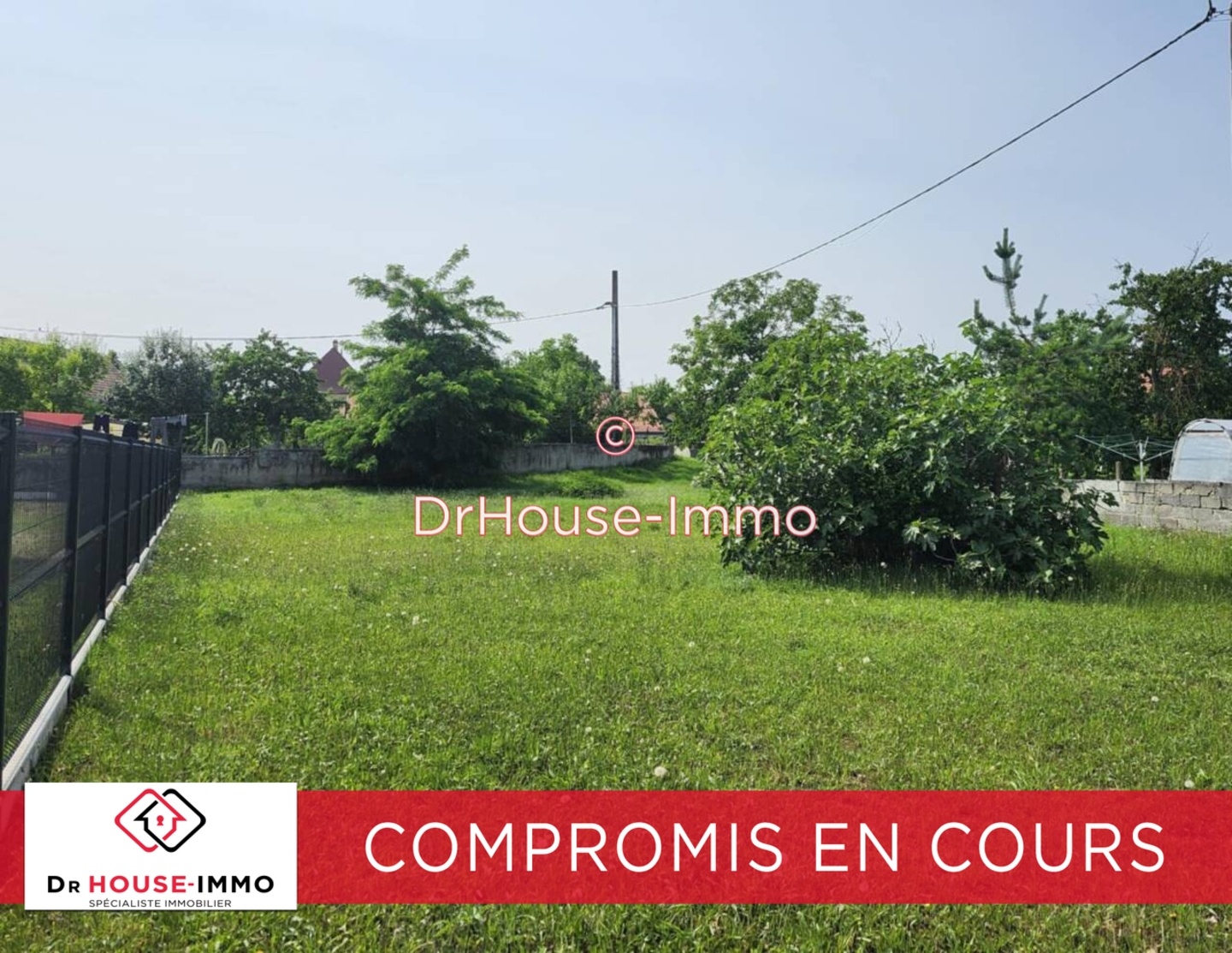 Photo 1 : Vente Terrain Blodelsheim 744 m²