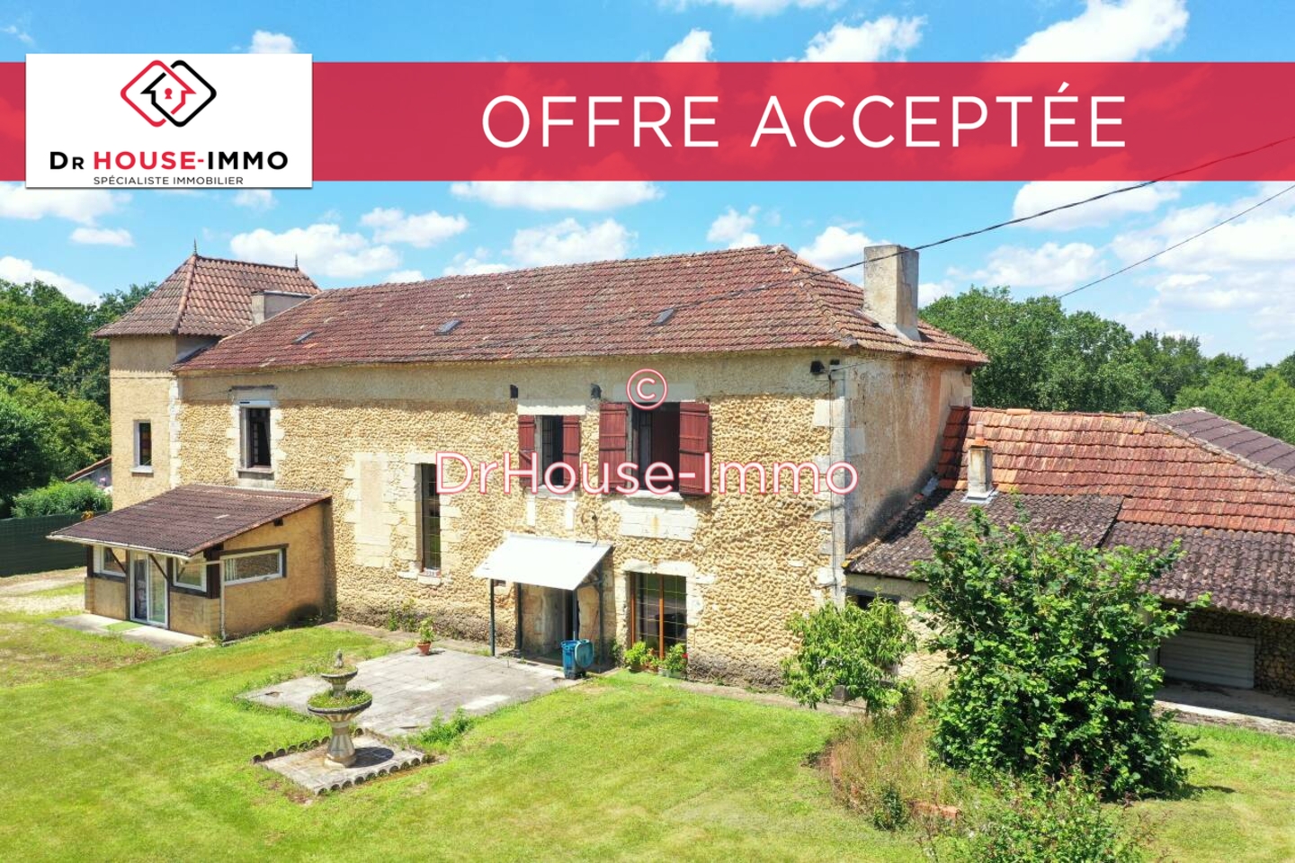 Photo 1 : Vente Maison 7 pièces Breuilh 250 m²