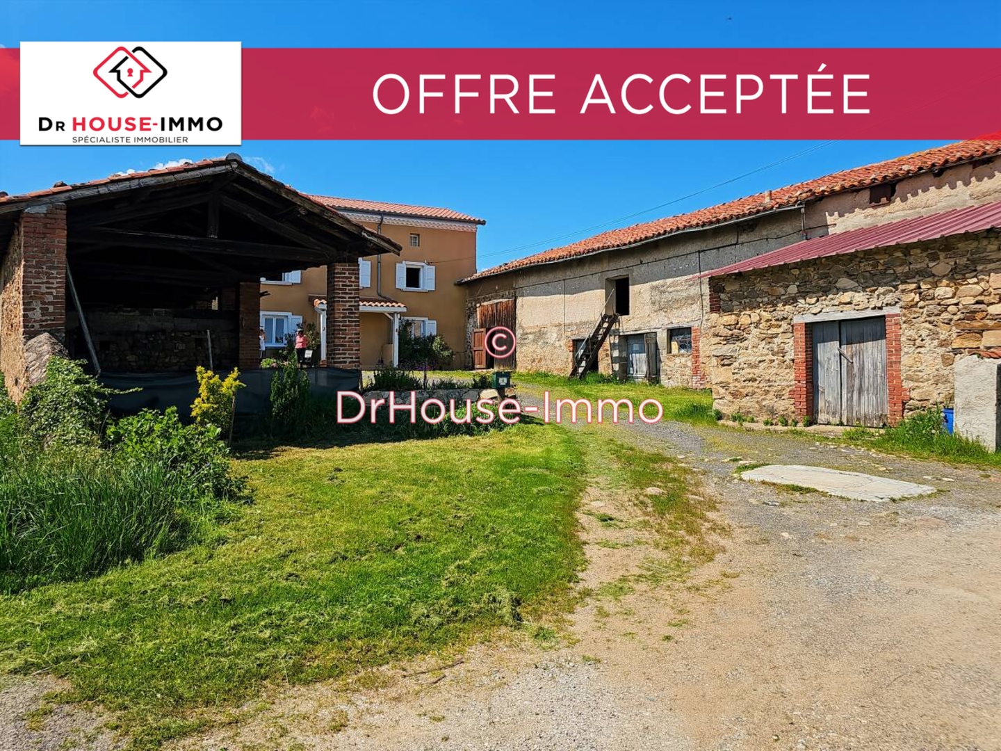 Photo 2 : Vente Maison 6 pièces Lézigneux 128 m²