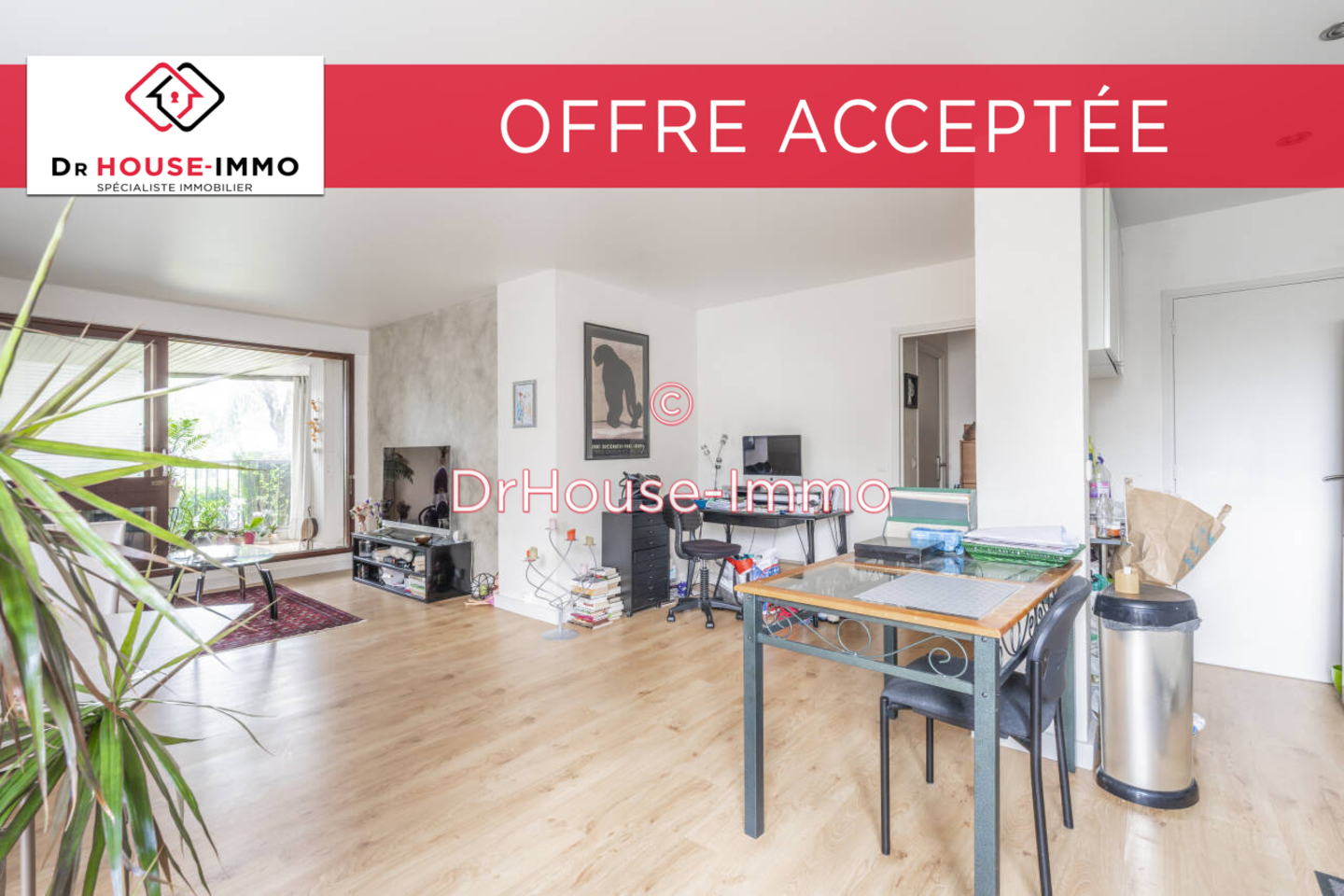 Photo 1 : Vente Appartement 2 pièces Le Chesnay 63 m²