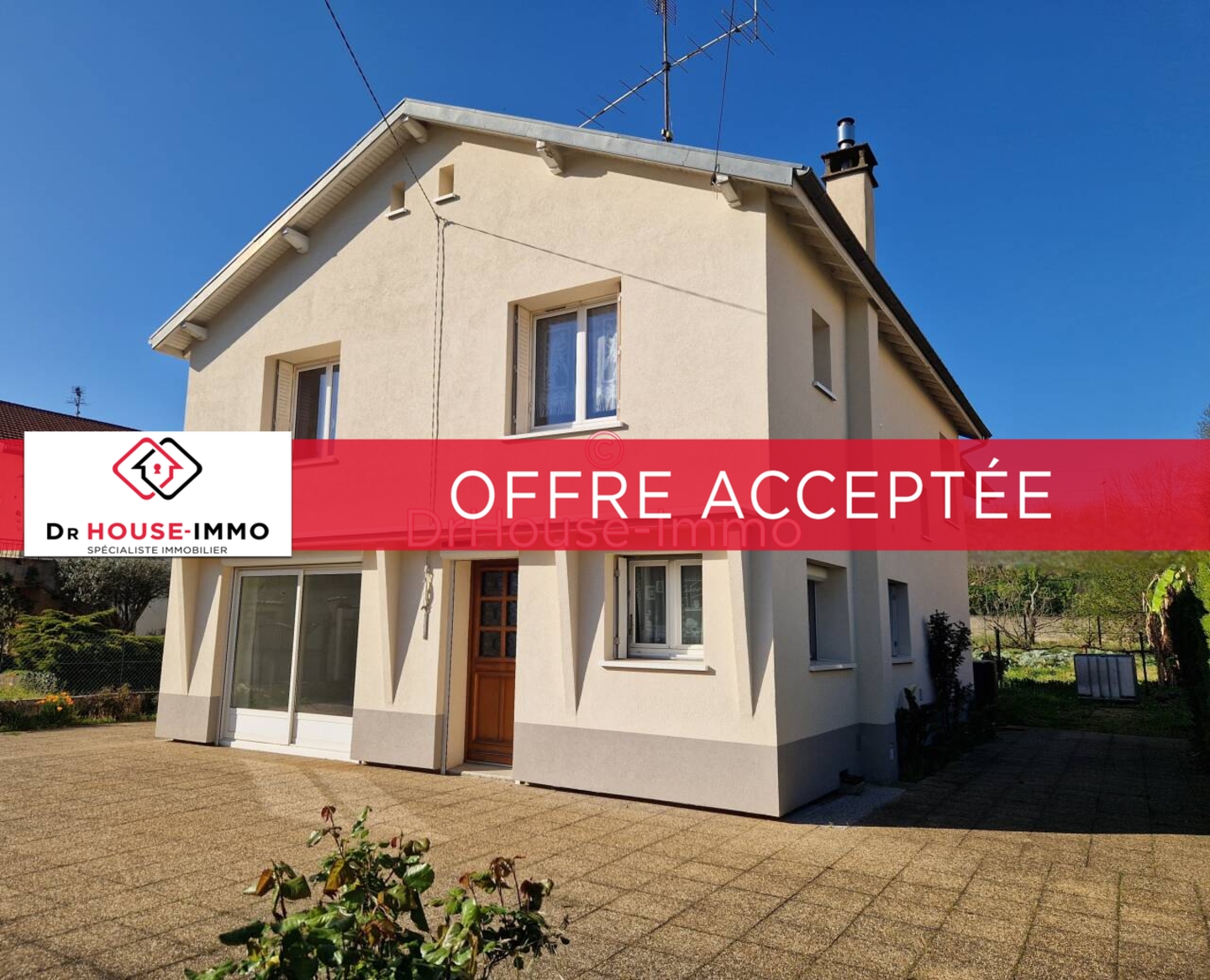 Photo 1 : Vente Maison 6 pièces Saint-Hilaire-du-Rosier 142 m²