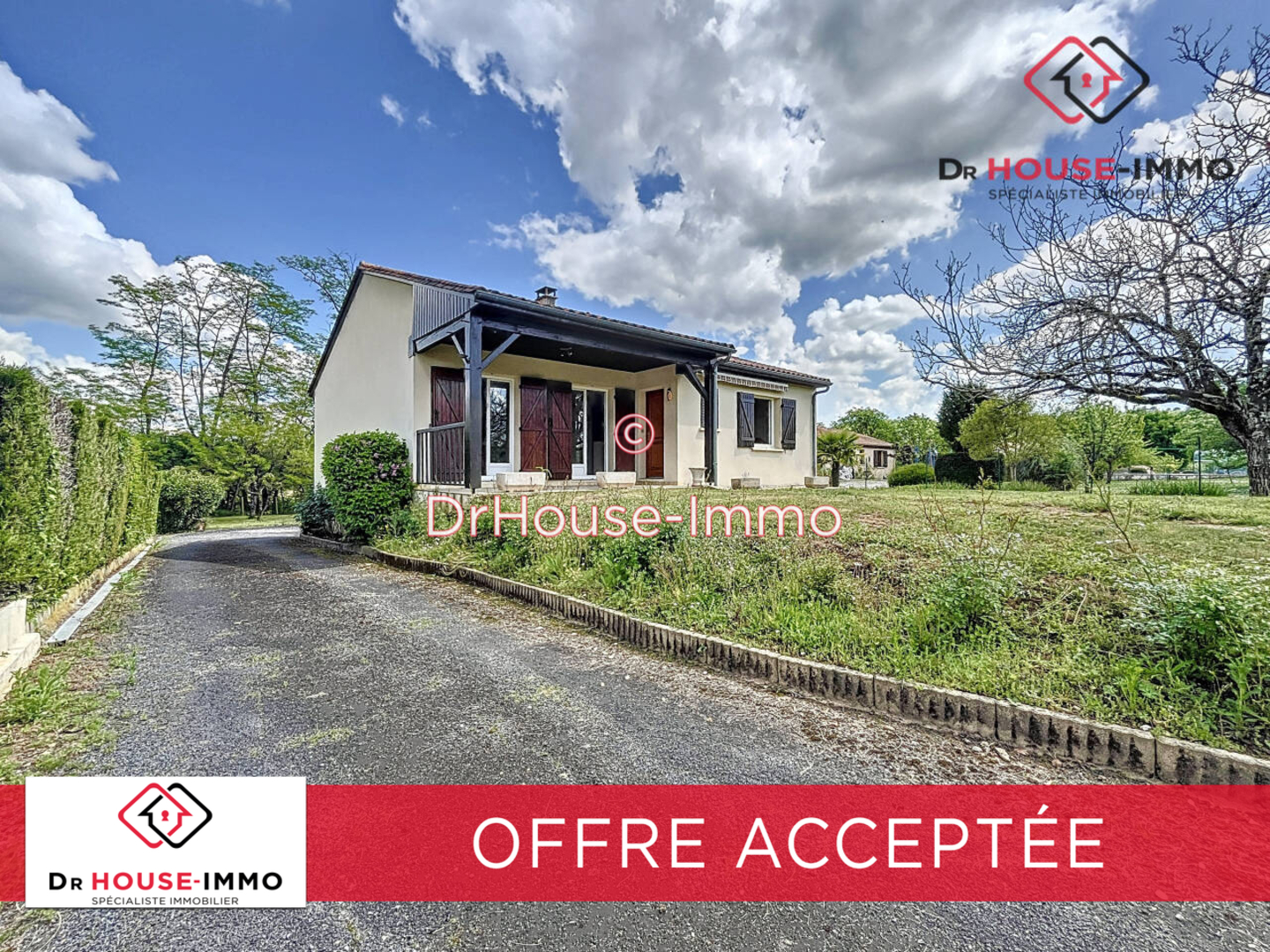 Photo 1 : Vente Maison 3 pièces Saint-Léon-sur-l'Isle 85 m²