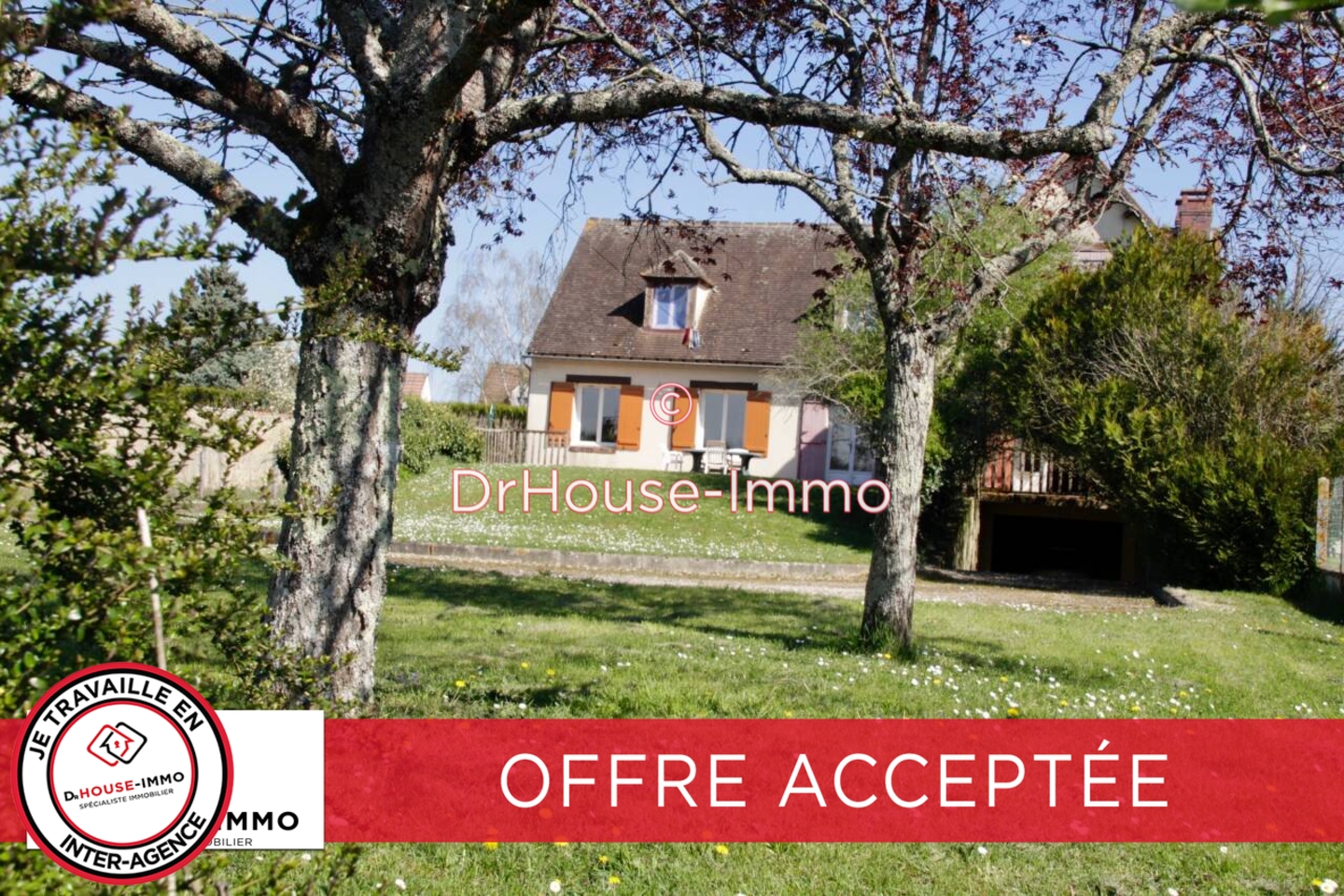 Photo 1 : Vente Maison 8 pièces Ferrières-en-Gâtinais 181 m²