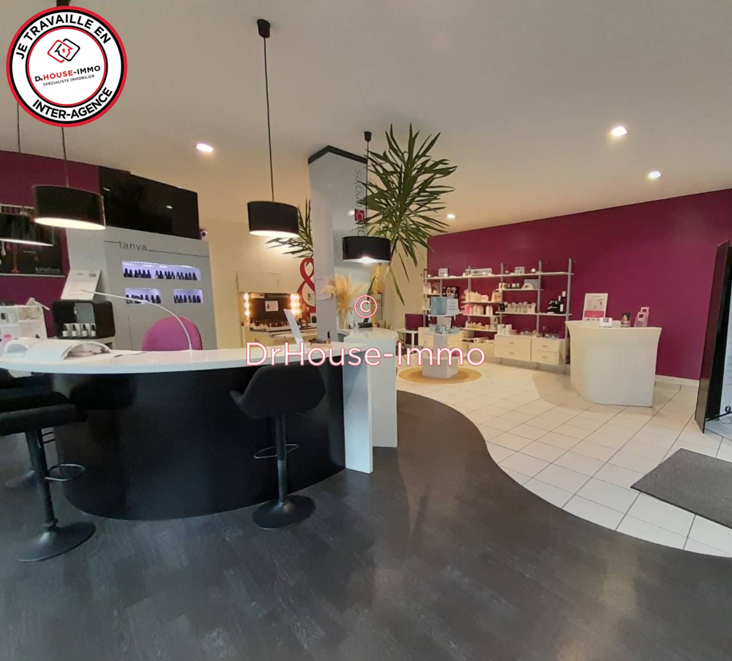 Photo 2 : Vente Commerce 3 pièces Orléans 139 m²