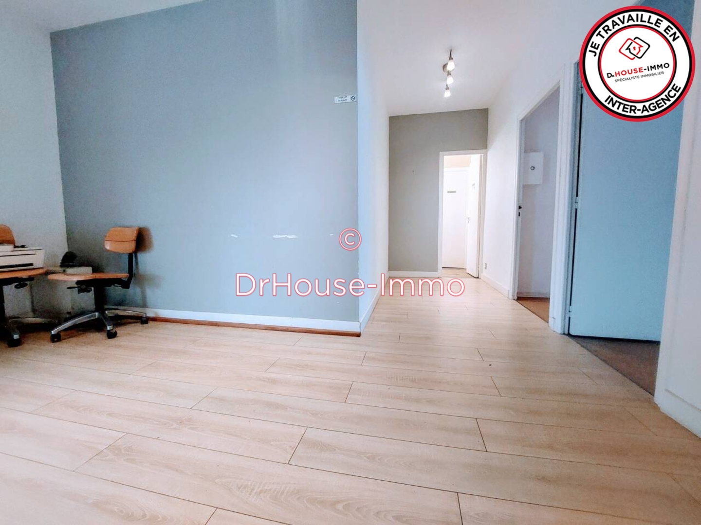 Photo 2 : Vente Commerce 3 pièces Lattes 60 m²