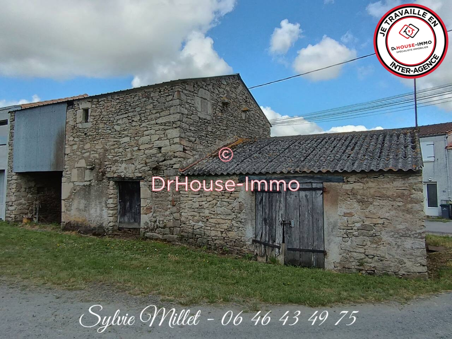 Photo 1 : Vente Grange 3 pièces Saint-Hilaire-de-Clisson 74 m²