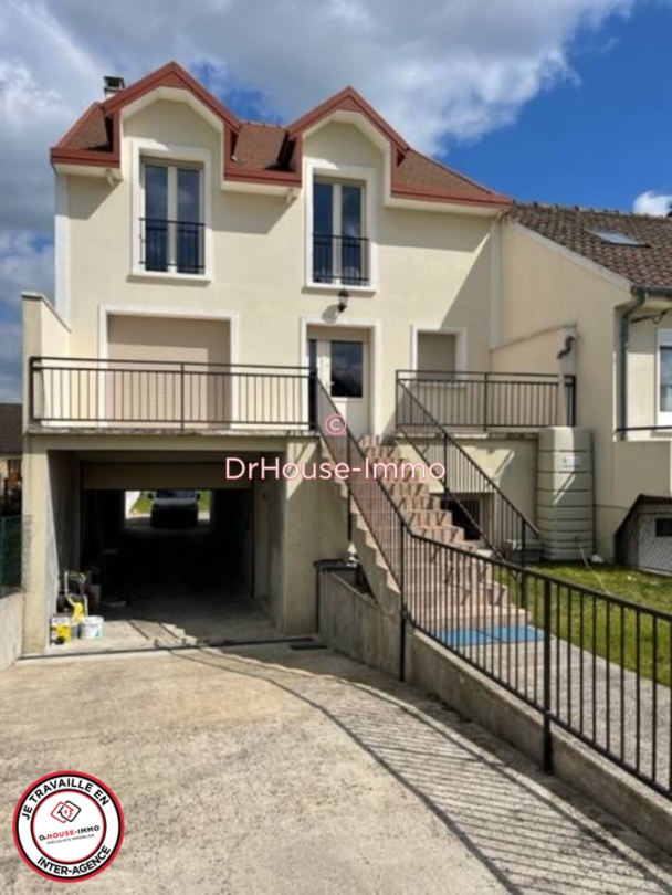 Photo 1 : Vente Maison 8 pièces Nemours 200 m²