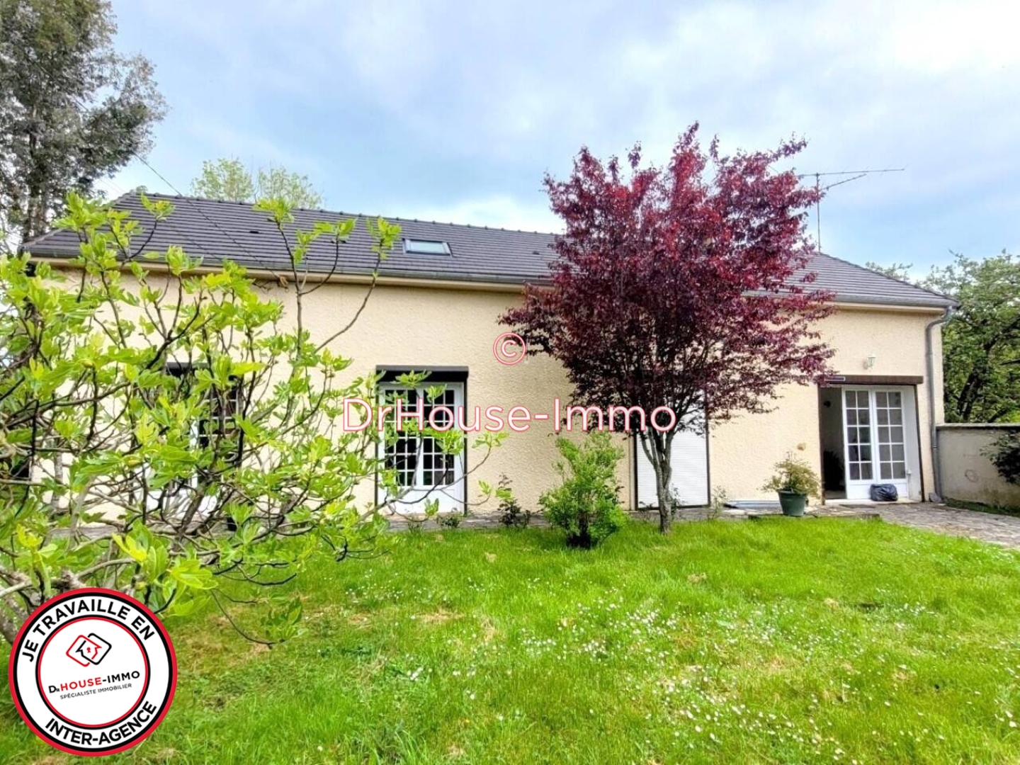Photo 1 : Vente Maison 5 pièces Brion 151 m²