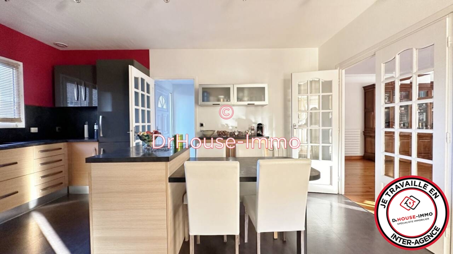 Photo 3 : Vente Maison 5 pièces Saint-Vincent-de-Tyrosse 182 m²
