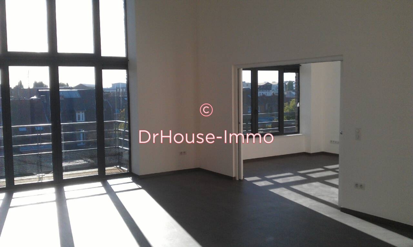 Appartement 3 pièces de 82 m² - Lille (59000)