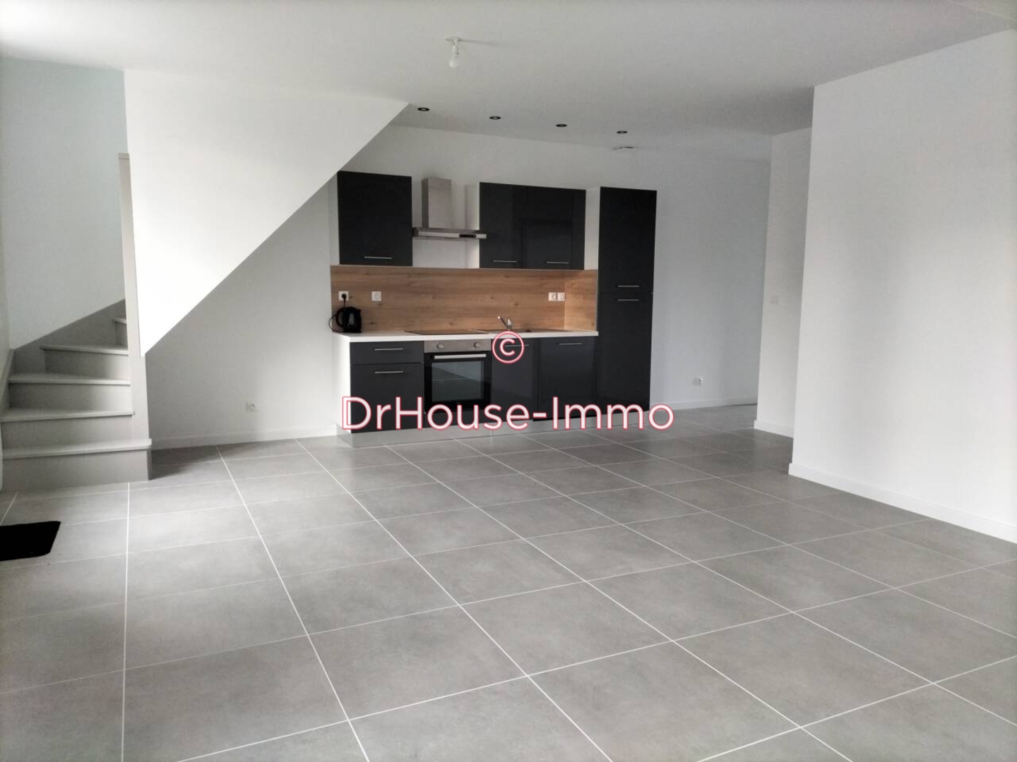 Maison 4 pièces de 90 m² - Écommoy (72220)