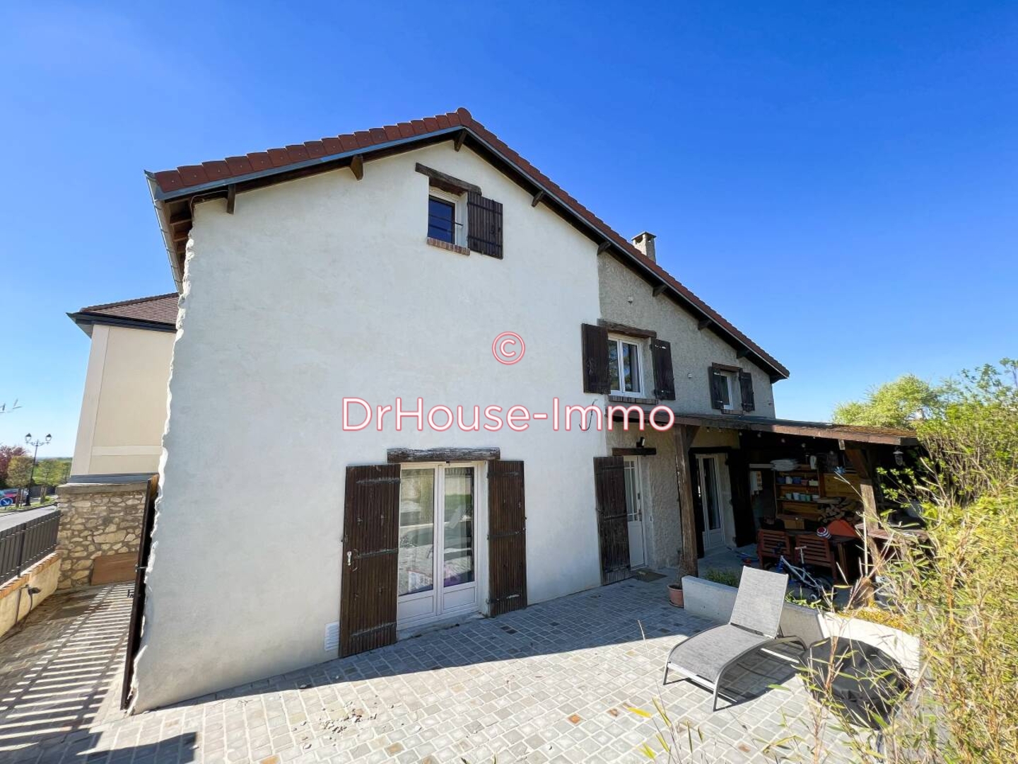 Maison 6 pièces de 120 m² - Saint-Nom-la-Bretèche (78860)